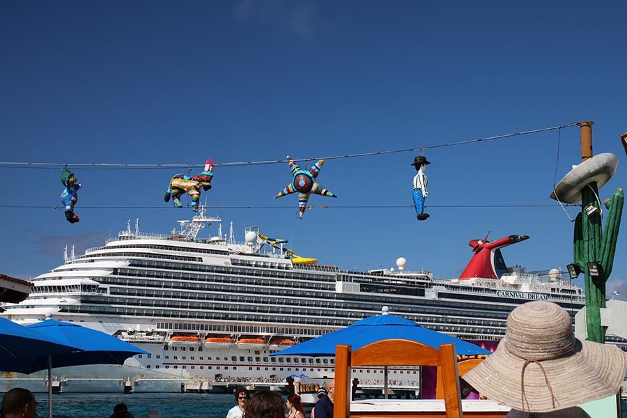 There are 25 #ships in #Carnival’s fleet, and they’re all different. Check out what’s offered on your ship before you board. #Carnivalcruisetips #cruisetips #lifehacks #cruisehacks #cruising @CarnivalCruise #carnivalcruise
buff.ly/2G2Rp9H