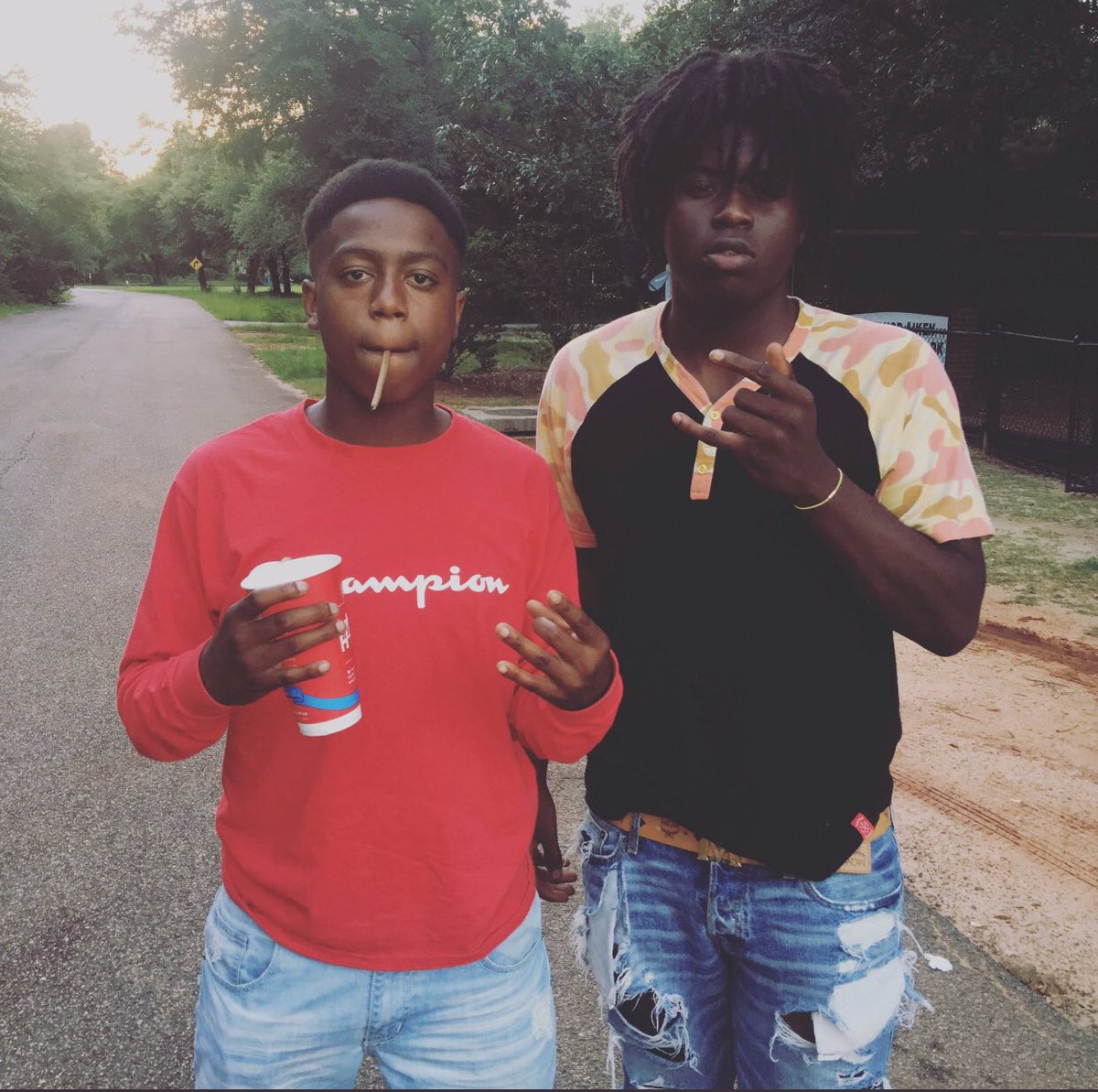 OGGapBoy's tweet photo. STILL FREE MY LIL BROTHER @beansworld9 FUCK NIGGAS PRAYED ON YOUR DOWNFALL BUT YOU FINNA TOUCHDOWN REAL SOON OGGAPBOYBEANS SHIT STAMPED OUTCHEA 💯No 🧢 https://t.co/ma2oL9NcUh