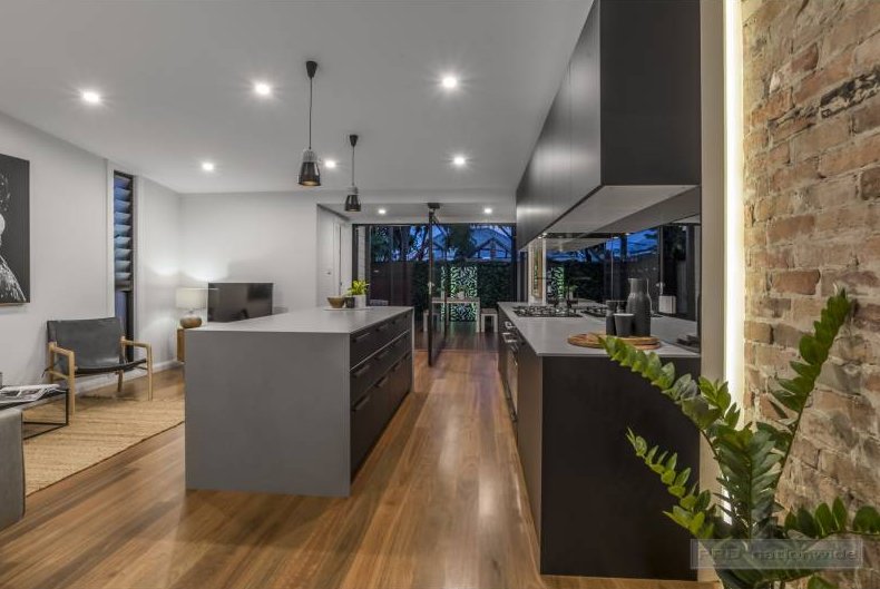 thehomepage_au's tweet photo. A dynamic mix of industrial edge, #contemporary style and dramatic light-filled space highlight the allure of this #renovated semi-detached worker’s cottage. See more: https://t.co/wG3jahmwMA
#Carrington #NSW #forsale #workerscottage @PRDnationwide https://t.co/1dqskYMhSh