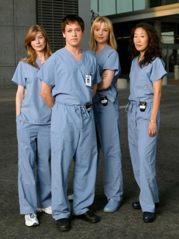 grey_frases's tweet photo. Aquele quarteto que a gente nunca vai esquecer ❤
#13YearsofGrey #HappyBdayGreys https://t.co/o9jHfvOV9C