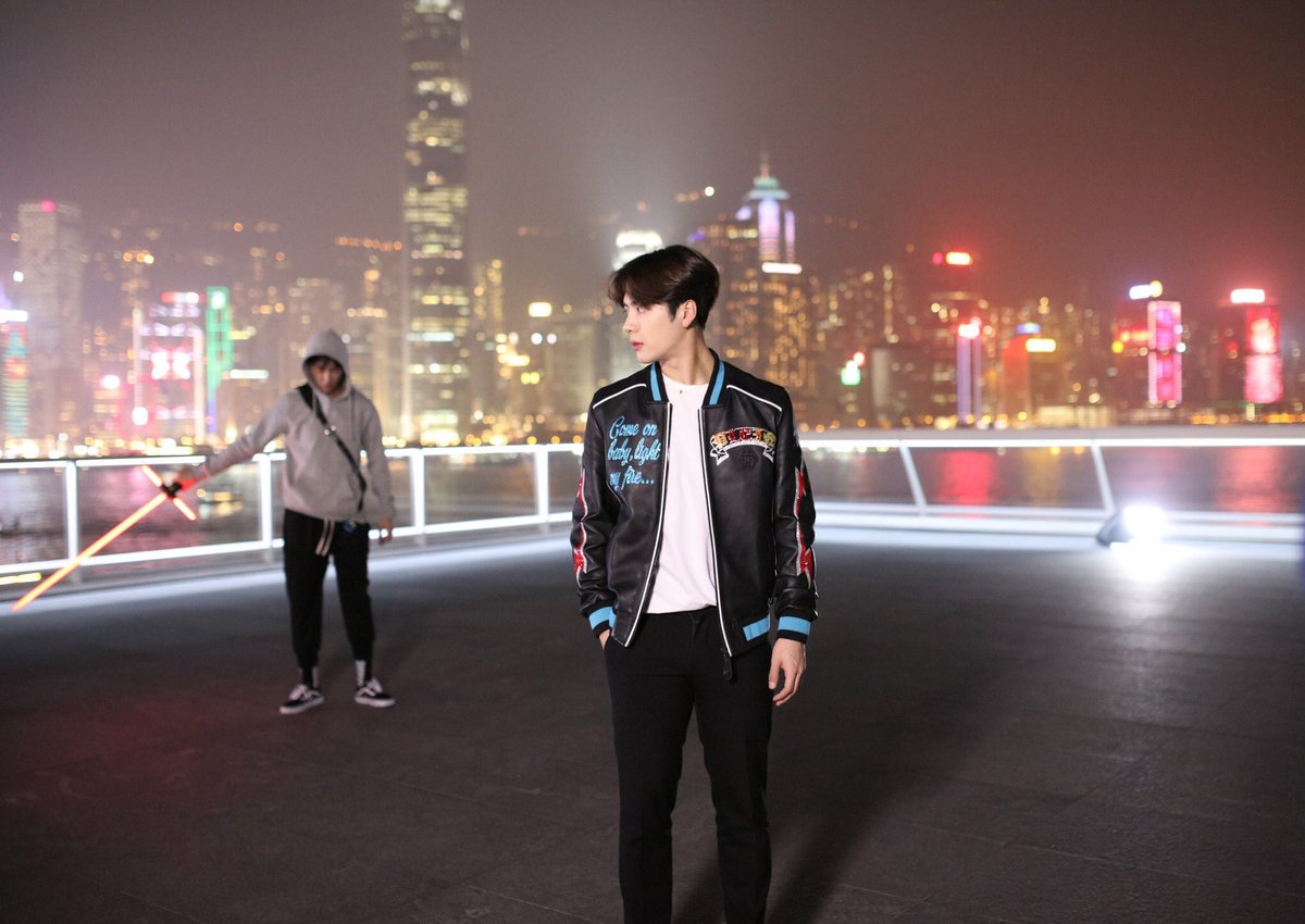 Poompuii3's tweet image. Happy BirthDay jackson 🎂
แจก 100 บาท 2 รางวัล เนื่องจากวันเกิด แจ๊คสัน 
รีทวิตนี้ ไปเลยจ้า
 #KingJacksonDay