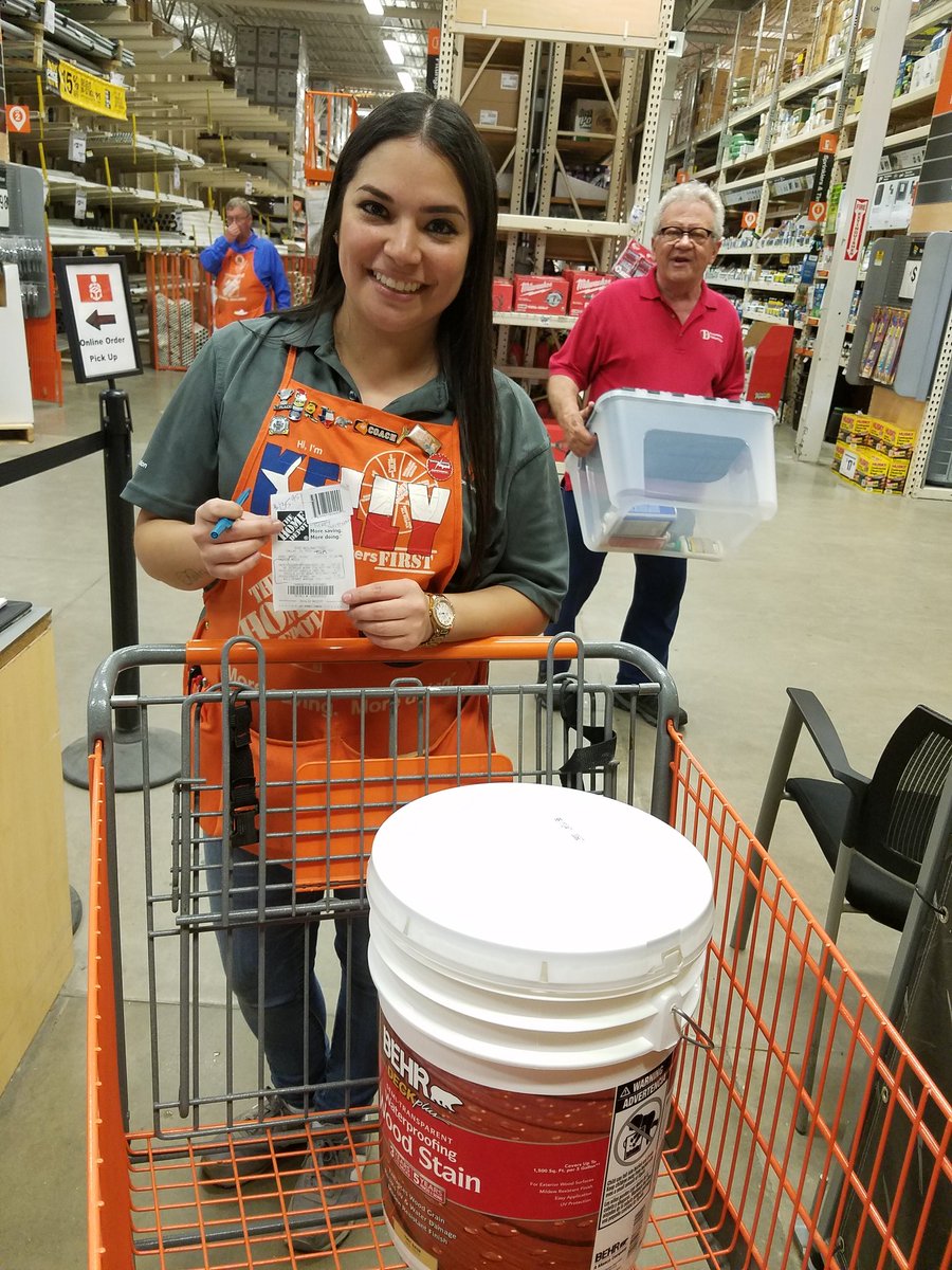 dduwood's tweet photo. Nobody gets by Kelly. 3 RWD on 1 shift! #skillmanstrong @BryanKaeser @jrowland7 https://t.co/4IXW4N3mKC