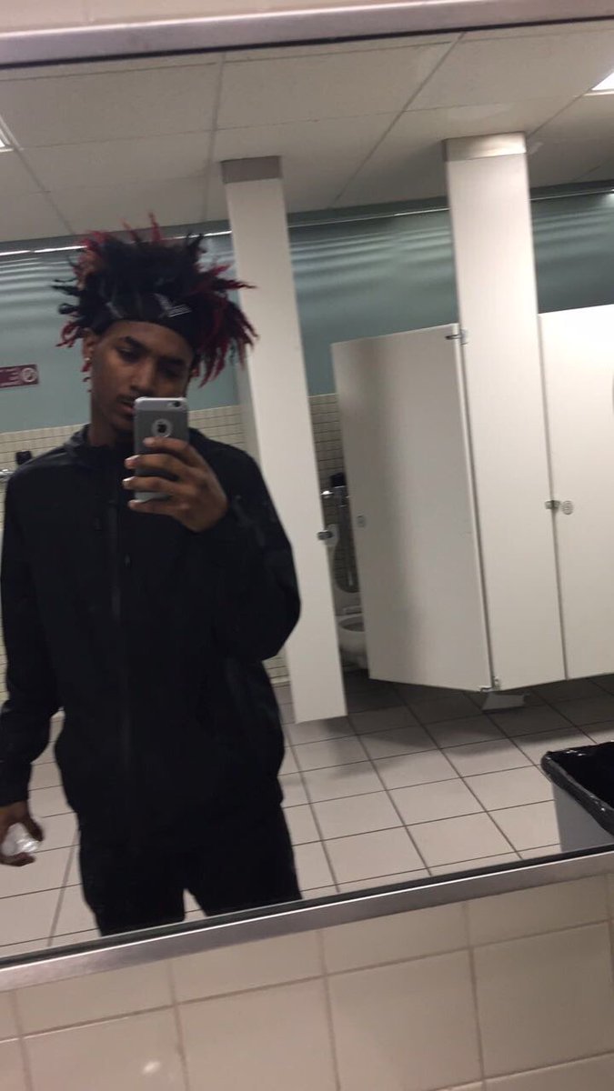 Mceebaby_'s tweet photo. #BeautifulToilet π½ #HadToTakeAPic https://t.co/vCyH6JfBJZ