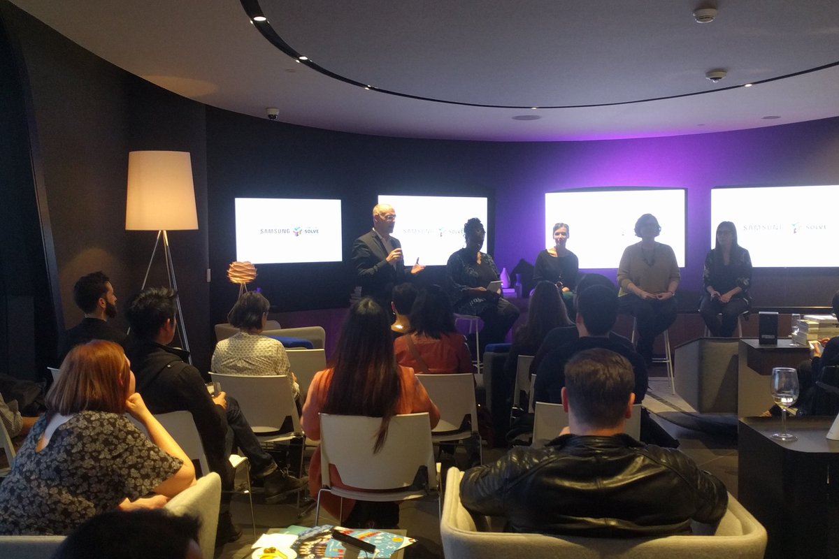 OntScienceCtr's tweet photo. The Solve for Tomorrow panel discusses how it's important to know not just how to use our everyday devices, but how those devices really work. "It's also important to encourage students to also be teachers of what they know" @nmpanek @SamsungCanada #STEM #SamsungSolve https://t.co/xzFO6ztxTo