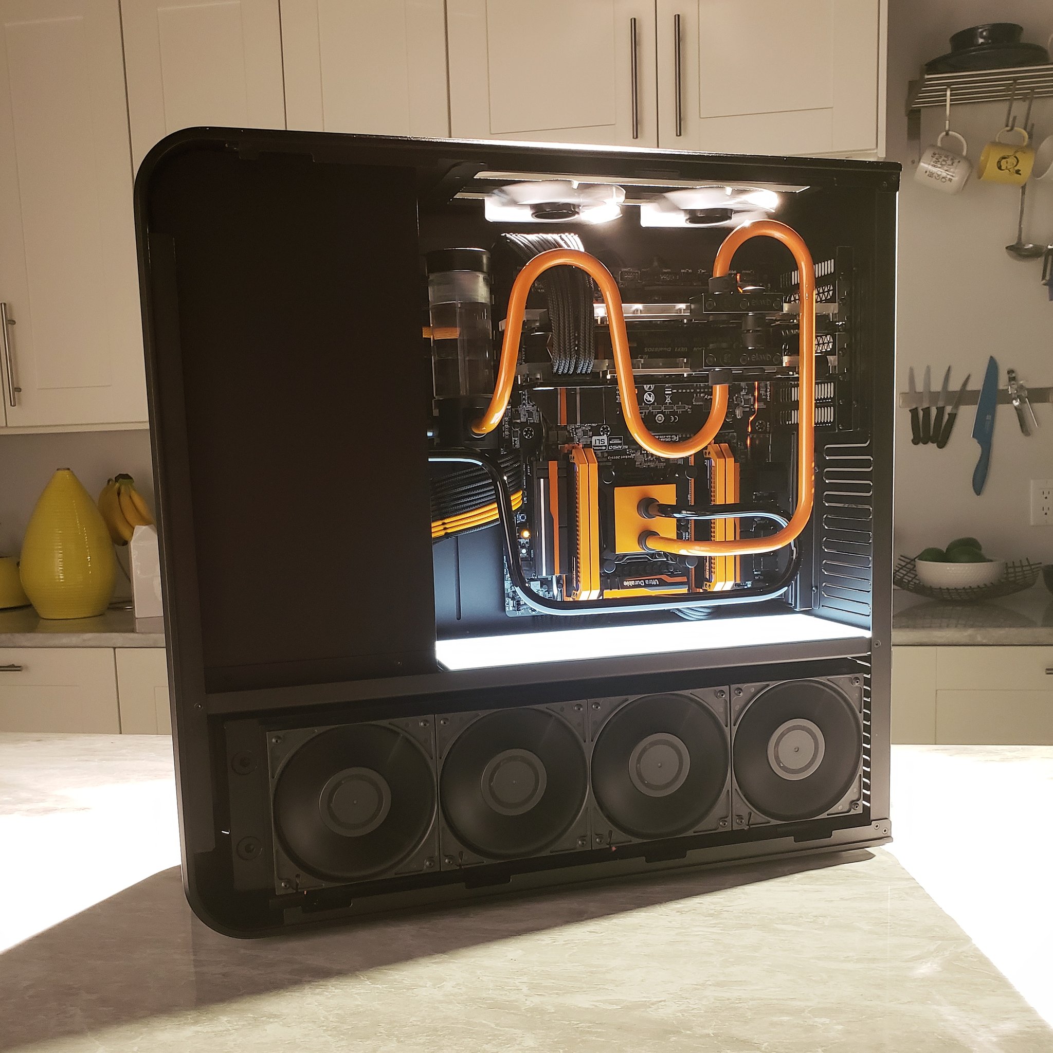 Linus Tech Tips on Twitter: 