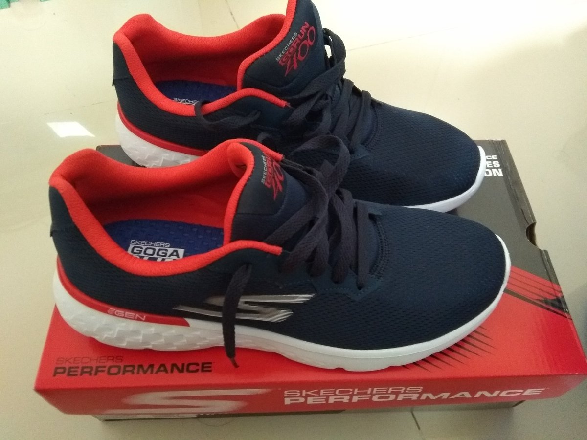 BWJ_08's tweet photo. Alhamdulillah, Skechers 👟👟

#KeepEi8ht
#Amazing8
#Awesome8
#Ei8htPlush https://t.co/TsYX7XeoeT