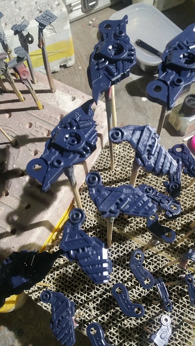 Gantaku ゾイドプラモデル部分的塗装編 足と手の部分 フレームはグレー ブラック 紺色の艶消しで 細かい部分は筆塗りをします 極細い筆がほしい プラモデル Zoids ゾイド タカラトミー 仕事場でプラモ バーサークフューラー 自動車用塗料 Gantaku ゾイドプラモデル部分的塗装編 足と手の部分 フレームはグレー ブラック 紺色の艶消しで 細かい部分は筆塗りをします 極細い筆がほしい プラモデル Zoids ゾイド タカラトミー 仕事場でプラモ バーサークフューラー 自動車用塗料