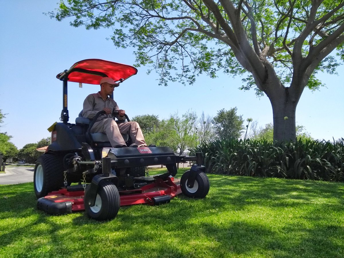 Toro_Tirsa's tweet photo. @TheToroCompany @ToroGolf Delivery at Colonos Las Lomas the Toro GroundsMaster 7200!!! #Tirsa #TirsaMX #TheToroCo #Toro #ToroGolf #TeamToro #ToroDistributorMexico #GroundsMaster7200 #Guadalajara #México https://t.co/tXnyHrZ5FA