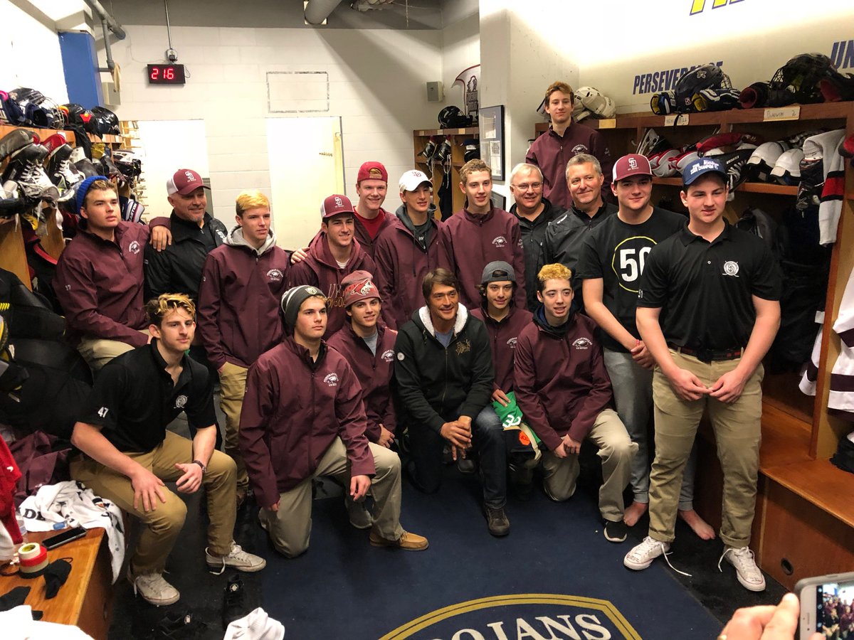 SMCHS Eagles Ice Hockey (@smeagleshockey) on Twitter photo <a href="/Msdhockey/">Stoneman Douglas Ice Hockey</a> It was important for our Coaches, Captains & <a href="/TeemuSel8nne/">Teemu Selanne</a> to meet you. The <a href="/AnaheimDucks/">Anaheim Ducks</a> & <a href="/SMCHSEagles/">SANTA MARGARITA Catholic High School</a> gifts are reminders of support our school, families & communities have for you & those affected. From one Eagle to another, We Are All Eagle Strong #MSDStrong #USAHNationals <a href="/Msdhockey/">Stoneman Douglas Ice Hockey</a> It was important for our Coaches, Captains & <a href="/TeemuSel8nne/">Teemu Selanne</a> to meet you. The <a href="/AnaheimDucks/">Anaheim Ducks</a> & <a href="/SMCHSEagles/">SANTA MARGARITA Catholic High School</a> gifts are reminders of support our school, families & communities have for you & those affected. From one Eagle to another, We Are All Eagle Strong #MSDStrong #USAHNationals