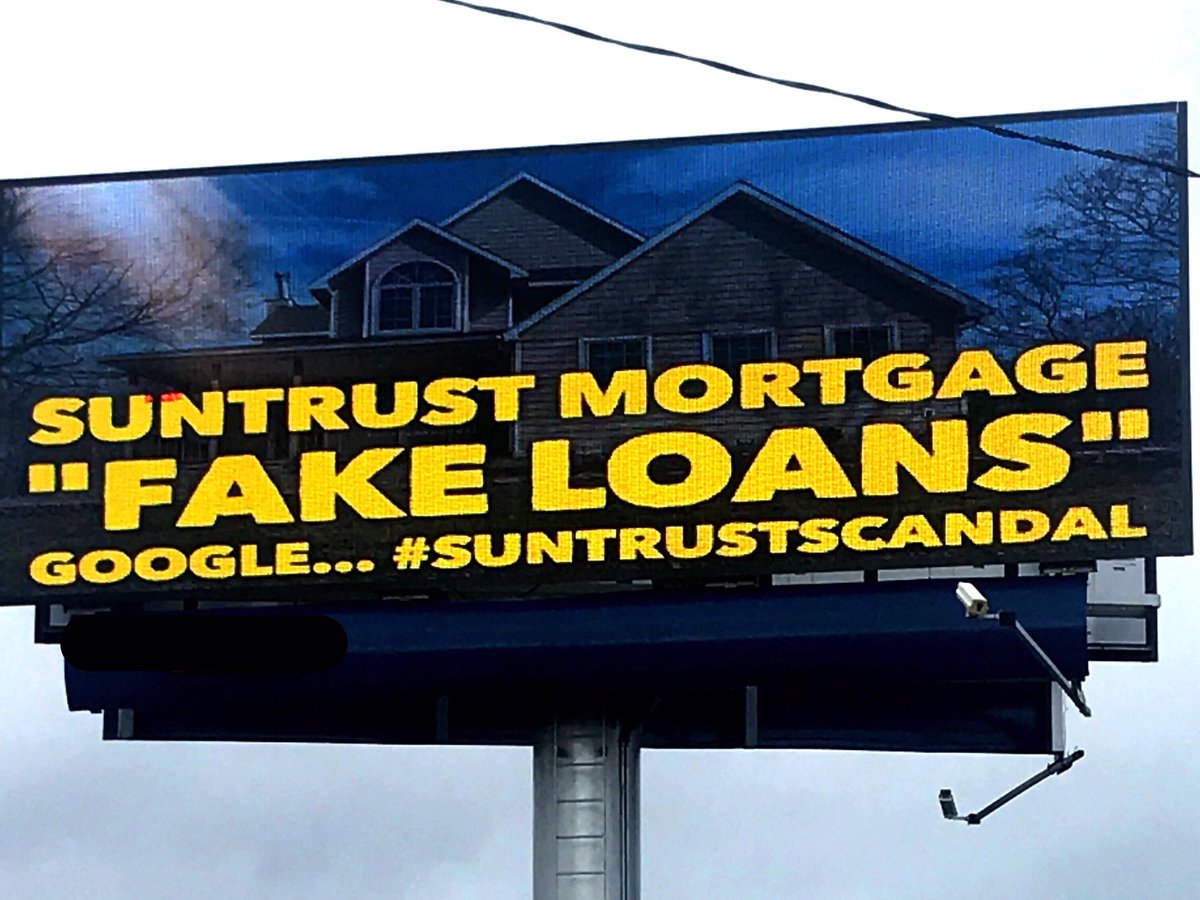 CitizensSci's tweet photo. @adomantholdings @sherigreatfalls @SrsofStFrancis @Pontifex @latimes @tara_jakeway @USOCC @OIGFedCFPB @CFPB @SenWarren Family puts up Billboard calling out mortgage company after catching Lender "Double-Pledging" their home... More - 
https://t.co/yBuP2ThWML #SunTrust #WellsFargo #SunTrustScandal https://t.co/JwUvNZWcMB