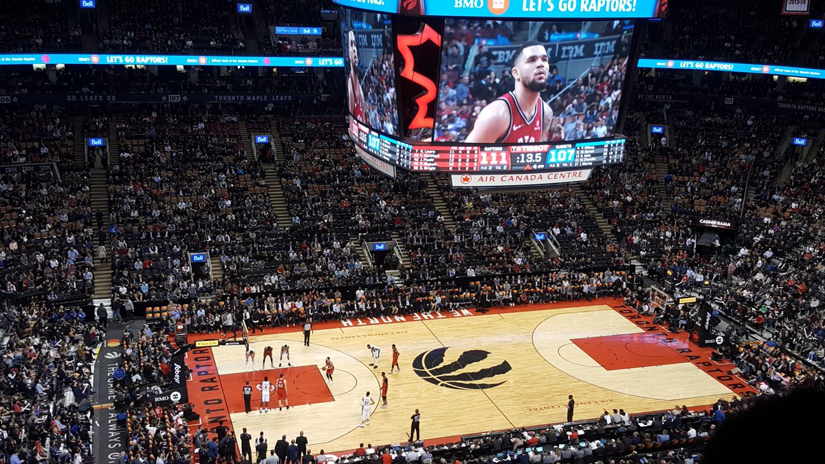 MsDemkowicz's tweet image. Day in the 6ix!

#RaptorsWin
#CNTower 

@Raptors
@TSMSWolfpack 
@thunderwolves98