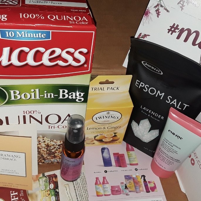 Got Another AWESOME #Voxbox from Influenster for free in exchange for a review! #MomLife #fullsizeproducts #freeisthebest