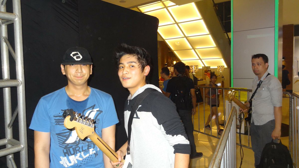 AbsolutePlay's tweet photo. Throwback https://t.co/7OY3EojeqD