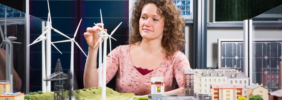 OVGUpresse's tweet photo. Wissenschaftler der @OVGUpresse arbeiten an der ersten Kopplung aller Energienetze. Heute ab 10:00 Uhr Austausch der Experten über Meilensteine des millionenschweren Forschungsprojekts #SmartMES zur #Energiewende. https://t.co/mhemcGzutV https://t.co/8ICshNEsOi