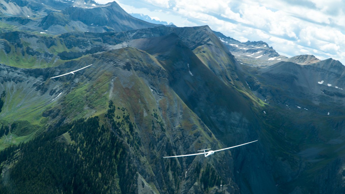 StemmeAG's tweet photo. #Stemme owners organized a #Soarfari last year in #Colorado @Stemme_USA Looks like they had a lot of fun in the area of #Telluride #2AcIn1 #avgeek #soaring #touring #gliding #pilotlife #scaleupliving #aviation #GravityOutsmarted #travelphotography #AboveItAll https://t.co/0L35ydjpjx
