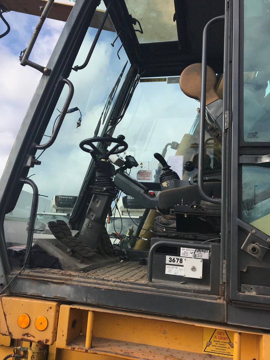 gkdtechnologies's tweet image. Behind the scenes at GKD...
GKD&apos;s trusty rubber duck fitted with machine guidance systems fully installed for testing at our offices in Wimborne Dorset. #engineering #innovation #machineguidance #SafetyFirst #MachineIntelligence