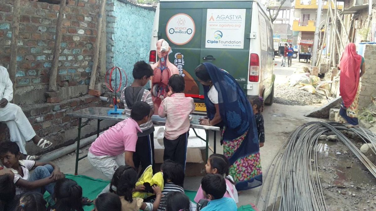 AgastyaOrg's tweet photo. We are ever grateful to @CiplaFoundation for helping us ignite curiosity and the love for science amongst so many. We hope for a much brighter, or rather; sparked future and collaboration ahead!
#MobileScienceLabs #Indore #SparkingCuriosity #NurturingCreativity #ScienceEducation https://t.co/ujW48cNTun