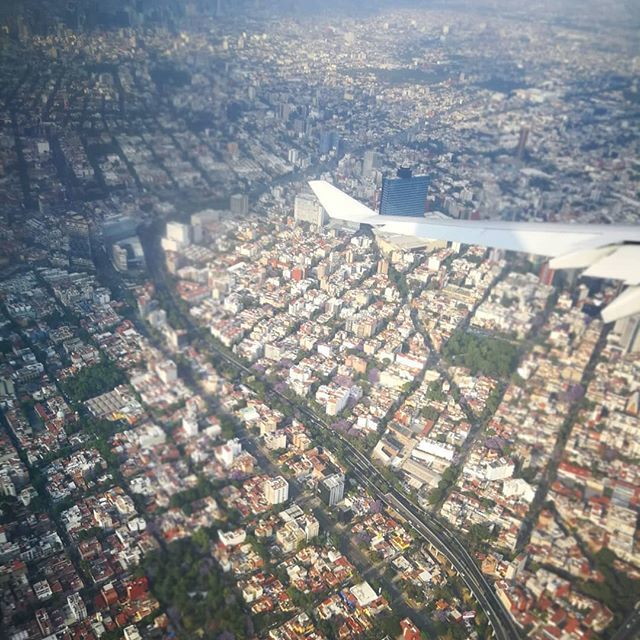 Here and there.

But this is still for me... The City!

#mexico #city #plane #architecture #flight