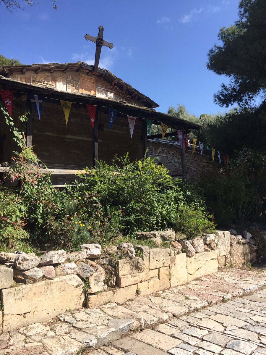 ErinTDGreece's tweet image. Tucked away in a grove of pine trees, between the slopes of the #Acropolis and the Hill of the #Pynx, is this special 14th century #GreekOrthodox chapel. Agios Dimitris Loumpardiaris #hiddentreasures #simplytrafalgar #bestofgreece #athens #travel #Trafalgar