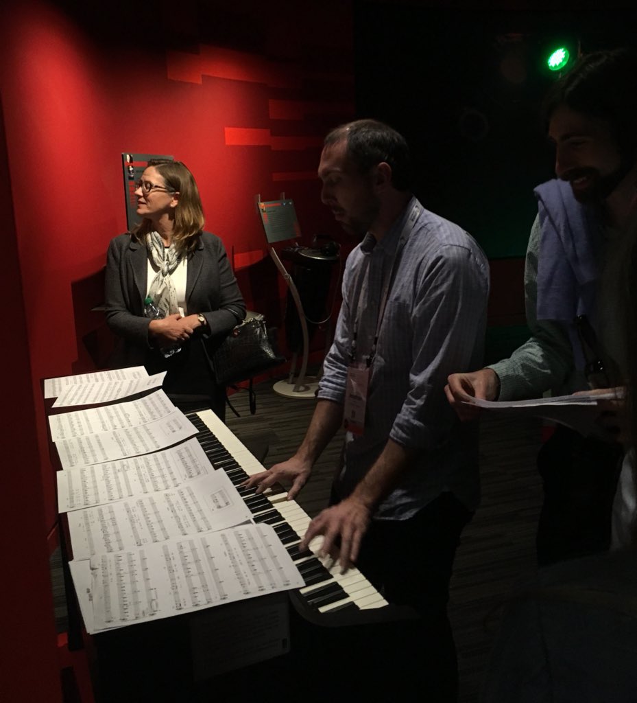 IldikoVancsa's tweet image. What else would you do in the GRAMMY museum?! 😊😎#WeAreOpenStack