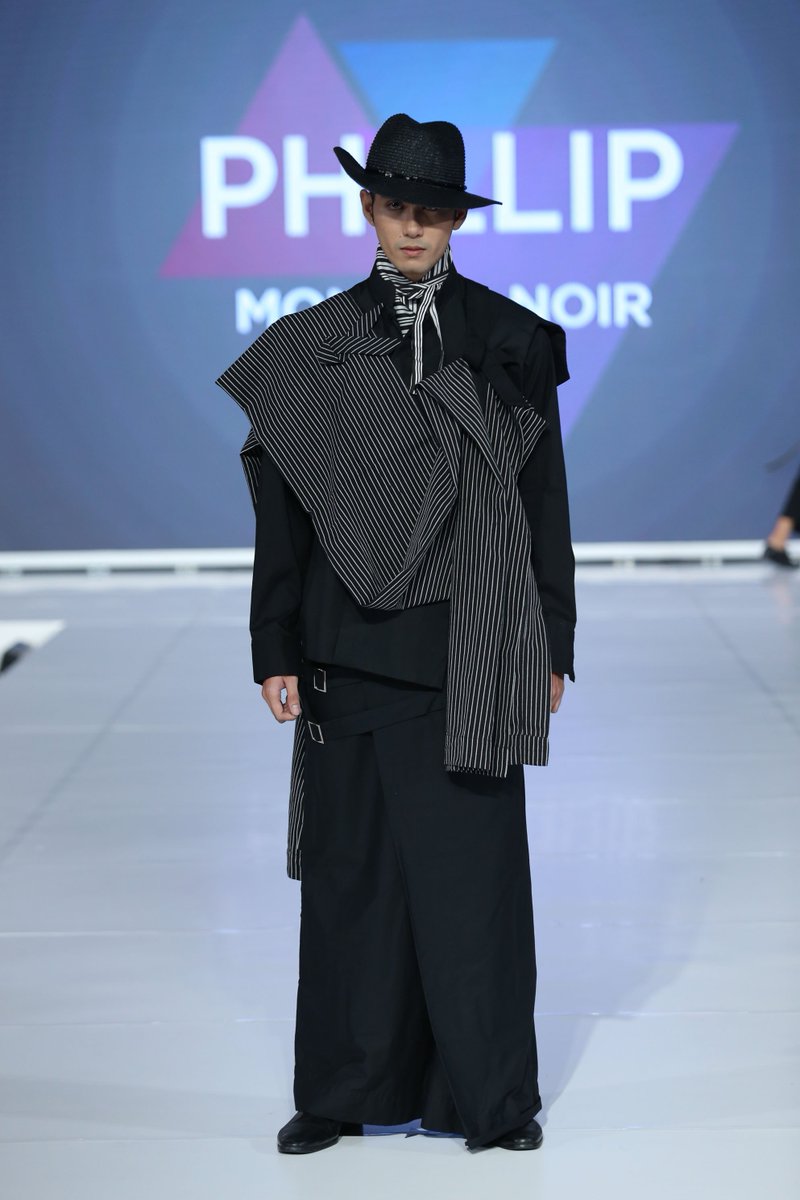 JFF_Runway tweet picture