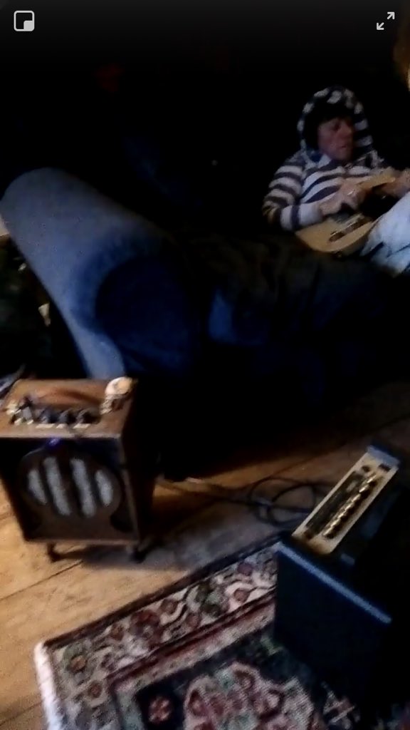   Jeff Beck has one of those amps.  Played Steven Tyler Happy Birthday thru it just yesterday. 
