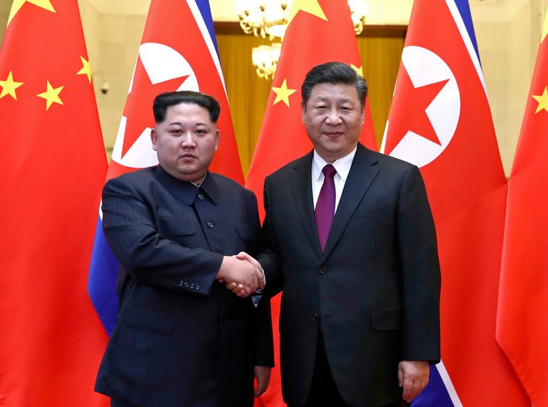 news24tvchannel's tweet photo. Kim Jong-un secretly visits Beijing, meets Xi #KimJong-un #secretvisit #Beijing #Xi https://t.co/7sedIMjPsz https://t.co/laCfUKcaBf