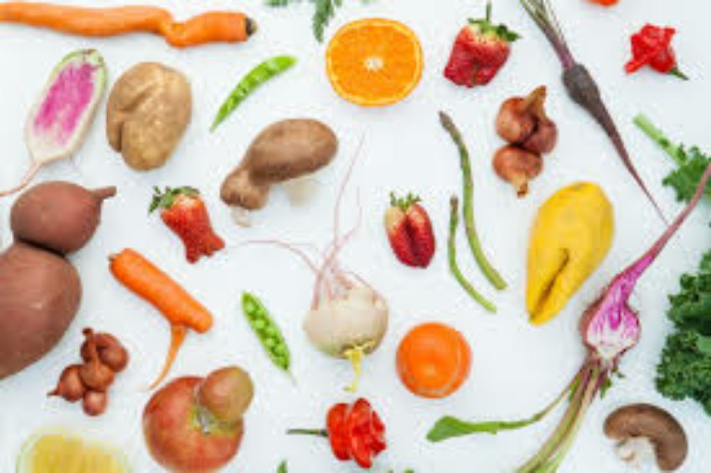 RiverWaveFoodie's tweet photo. Imperfect Produce.  The gift of imperfection. Flavorful, slightly mis-shaped produce delivered to your door at a incredible savings. Good for you, farmers and the planet 
#VeganLifestyle https://t.co/EwkItMVWWn