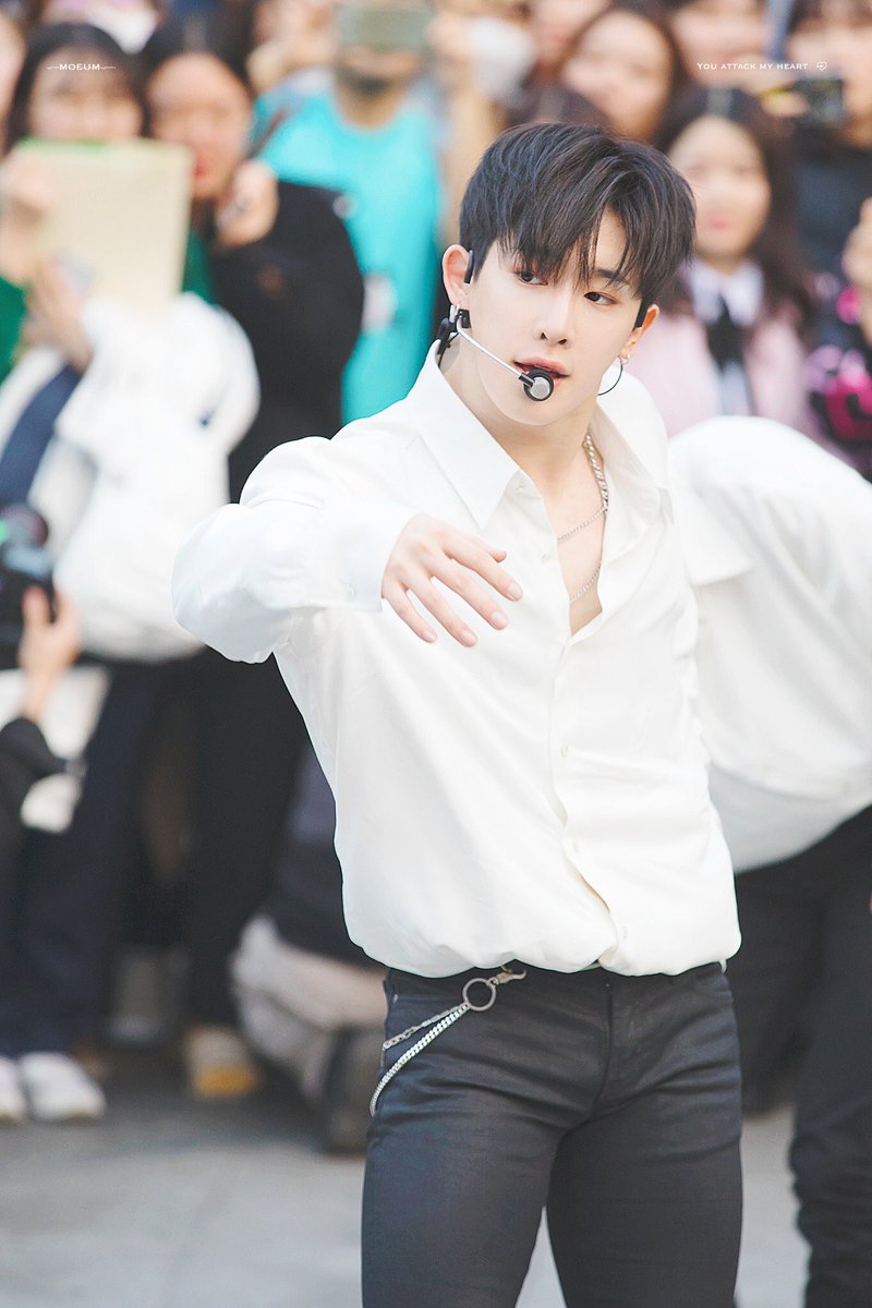 wonhotbody tweet picture