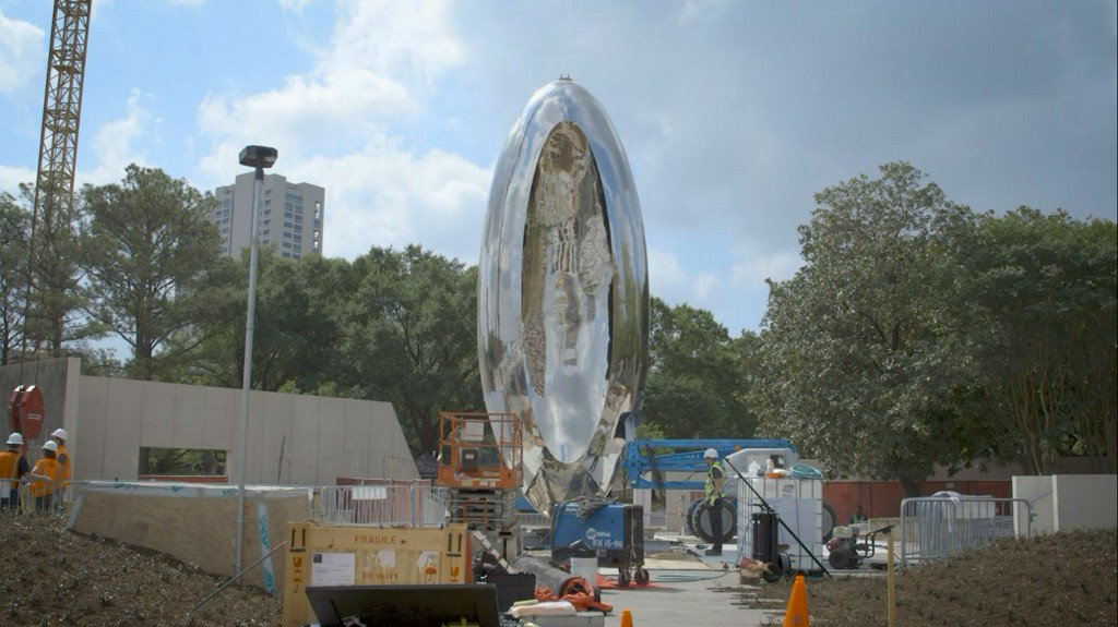 KHOU's tweet photo. Houston gets own version of Chicago 'bean' https://t.co/qn0ymeMC6A https://t.co/HHwY5srrpP