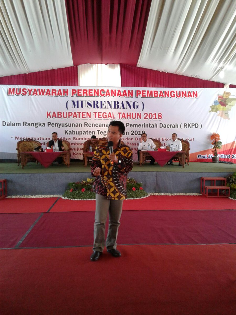 kusnislawi's tweet photo. Musrenbang Kab Tegal  2018 di Trasa hadirkan narsumb enterpreneur ship dari IPB dan UGM https://t.co/Gf6sk42gco