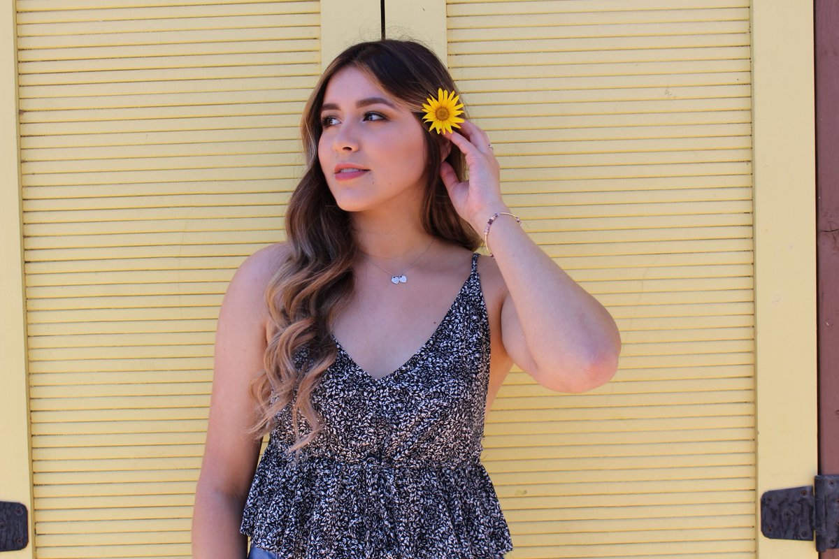 staceyy_ca's tweet photo. 🌼 https://t.co/jkclb0twn3