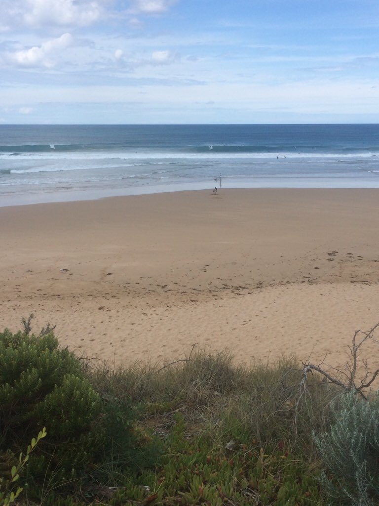 j_j5768's tweet image. Gunnamatta 1st Carpark magic from 2016. Check out that low tide, easterly swell setup dbar style banks, barrels all over! Zoom in on pics please! #surfing #surf #retrosurf #banks