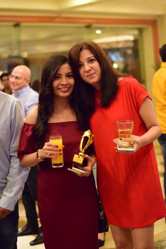 salloni's tweet photo. Hello at @MudraKeswani ! It was lovely to to see you and your sister at the #IFBA2017 . Thanks for this picture.
#IFBAAtJWJuhu https://t.co/xO4CuQRFKj