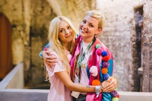 StylistMagazine's tweet photo. . @Fearnecotton has a very important message about your boobs https://t.co/iVUWGTtwGw #StylistHappyPlace #BreastCancerAwareness https://t.co/Ayr62eNG2g