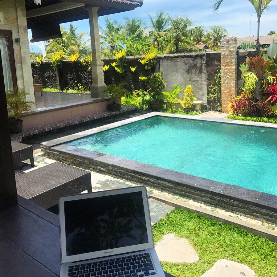 _LifeBefore30's tweet photo. How I "manifested" my own private villa in Bali (and how you can turn this buzz word into a practical tool) https://t.co/wT3YrXzxjh #bali #manifest #dreams #nomad #digitalnomads https://t.co/ESfsQ2P7qp
