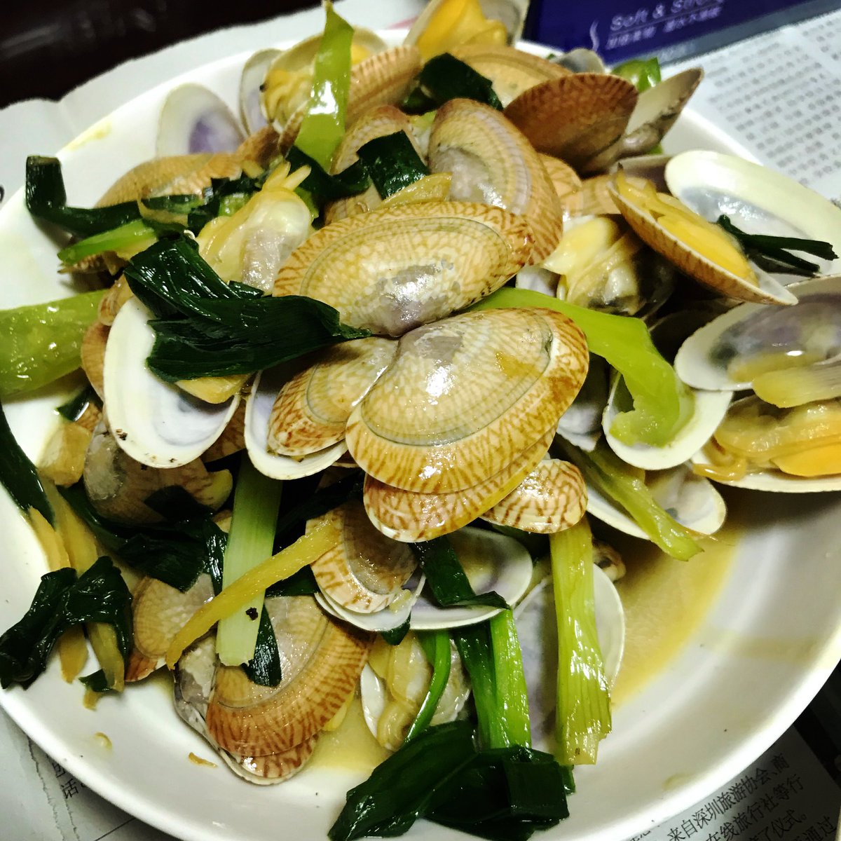 luluChelsea's tweet photo. 🍚dinner with my father!
❤️我爱我的爸爸 I #love my #father
.
.
#爸爸 #isa #ojciec #far #chinese
#vater #отец #père #isä #아버지 #otec
#tata #父は #oče #พ่อ #padre #apám
.
.
#amor #爱 #ความรัก #ljubezen
#kärlek #iubesc #사랑 #rakastan
#любовь #liebe #kærlighed #miłość https://t.co/SwAQL4IDqt