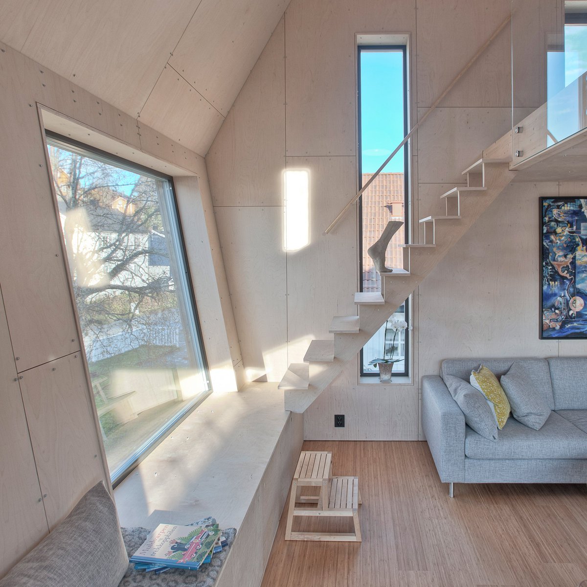 dezeen's tweet photo. 10 homes from Dezeen's Pinterest boards that take mezzanines to new heights https://t.co/EawbC1xhnw https://t.co/CcEbX6GZyJ
