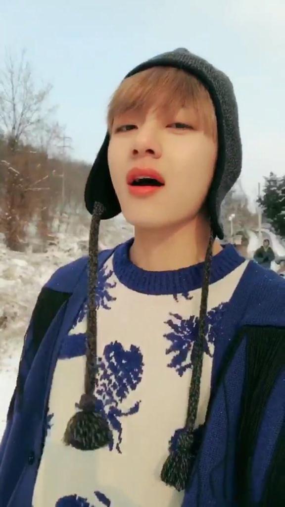 SBTS71060089's tweet photo. タグ🙋
❤02line
❤テテグクよりのオールペン
❤armyさんだいすきっ！
❤フォロバ1000%
❤たくさん絡みたいっ！

※たくさんのarmyさんと絡みたいので
気軽にフォローしてくださいっ！！
#ARMYさんと繋がりたい 
#ARMYさんRTお願いします 
#armyさんRTしてくれたらフォローする 
#ARMYの力信じてます https://t.co/RBKDemYQNY