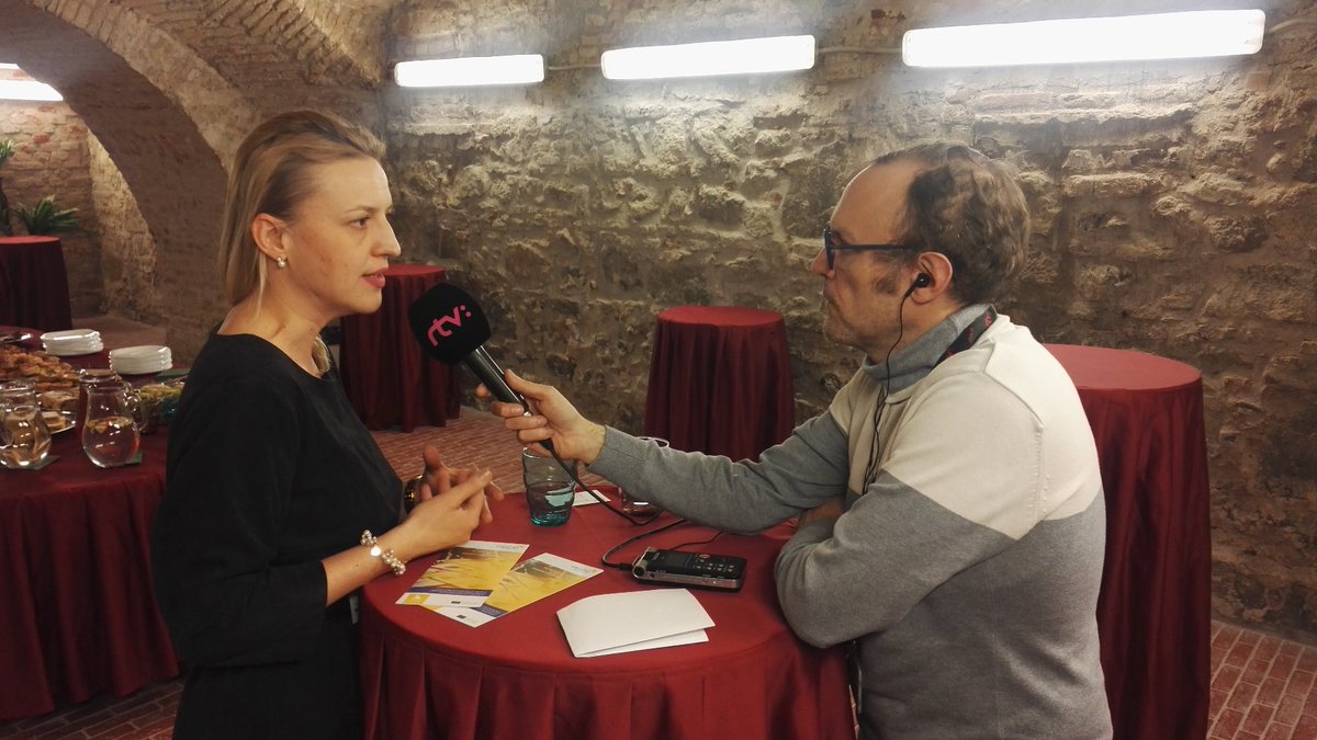 rsi_fr's tweet photo. Les partenaires du projet @Creadis3Europe à #Bratislava pour une première réunion https://t.co/R3NL9I5Q7Q https://t.co/gkcQiqJUKy