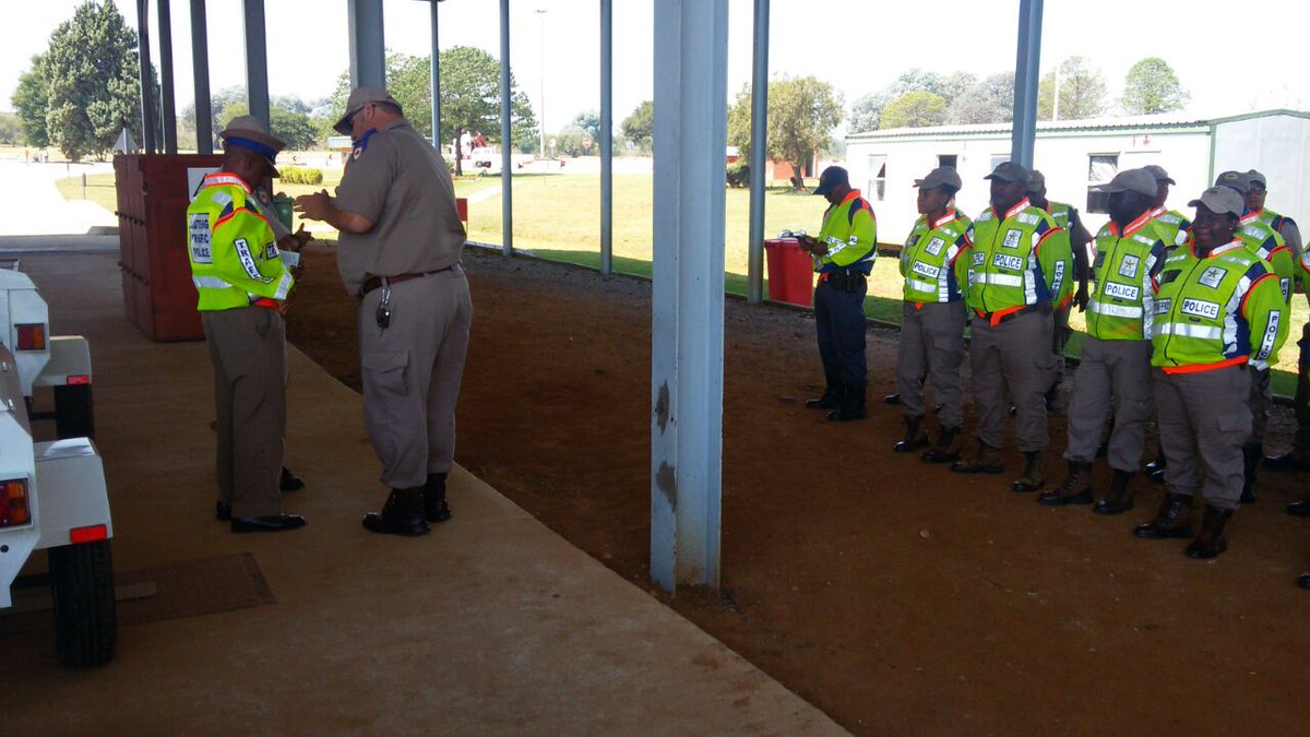 GTP90515691's tweet photo. GTP and the other Law Enforcement agencies in Gauteng are ready for Easter Road Safety Campaigns. #MakeOneChange #asifikeni https://t.co/5R7isVpsO2