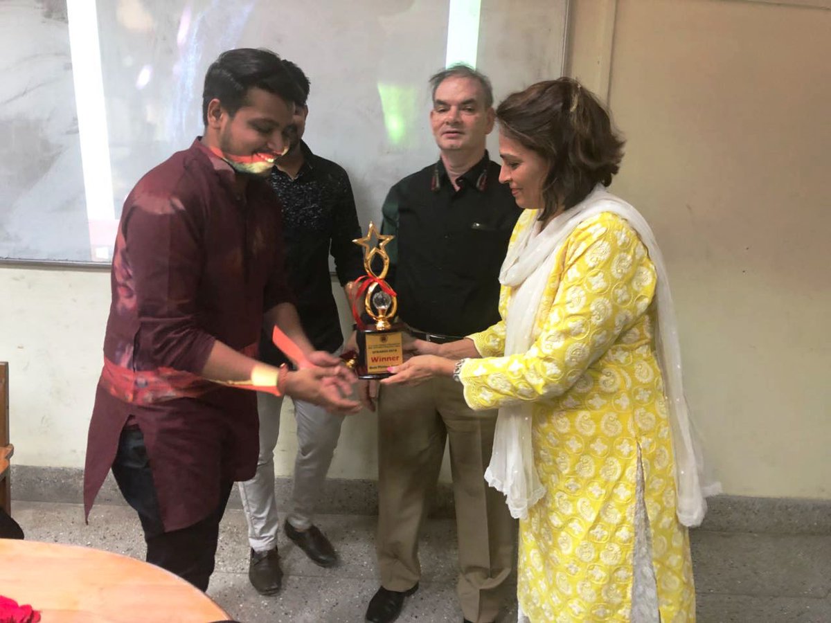 AlkaBatra1's tweet photo. #UTKARSH2018 #PhotoJudgement #BestPhotos #Photography @R. A. Podar Institute of Management https://t.co/bRjVNbp5qi