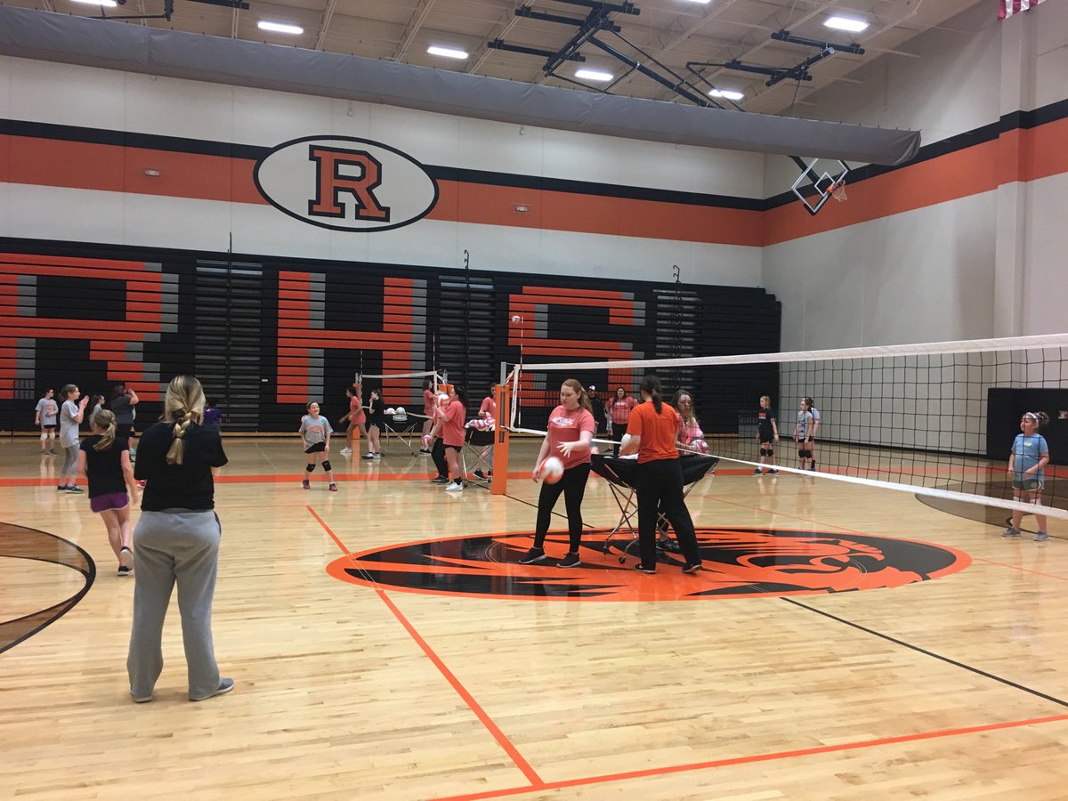 REPMOvolleyball's tweet photo. We had a blast at 4th &amp; 5th grade camp! These future Tigers are looking good! https://t.co/w0XSeiU0Fq