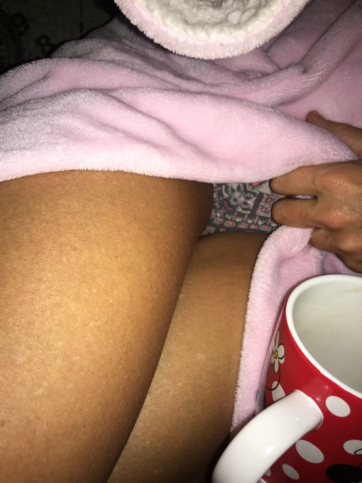 Good Morning! #potd #pantyshot #lookatmypanties #usedpantyforsale #victoriassecret #robe #morningwood<a href="/tag/potd"class="tags">#potd</a><a href="/tag/pantyshot"class="tags">#pantyshot</a><a href="/tag/lookatmypanties"class="tags">#lookatmypanties</a><a href="/tag/sexy"class="tags"><span>#sexy</span></a><a href="/tag/victoriassecret"class="tags"><span>#victoriassecret</span></a><a href="/tag/peekaboo"class="tags"><span>#peekaboo</span></a><a href="/tag/robe"class="tags"><span>#robe</span></a><a href="/tag/milf"class="tags"><span>#milf</span></a><a href="/tag/morningwood"class="tags"><span>#morningwood</span></a>