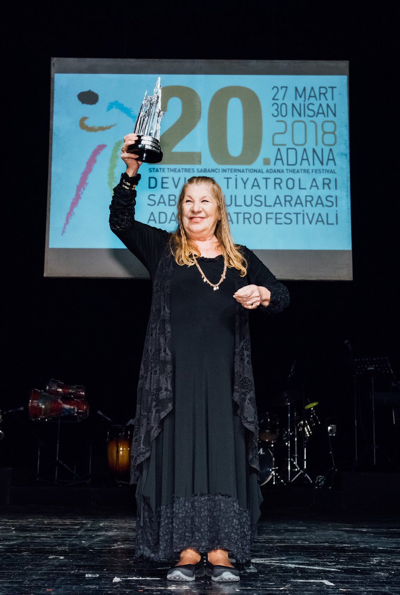 Ayla Algan'a Sakıp Sabancı Yaşam Boyu Başarı Ödülü bit.ly/2pKbpYj