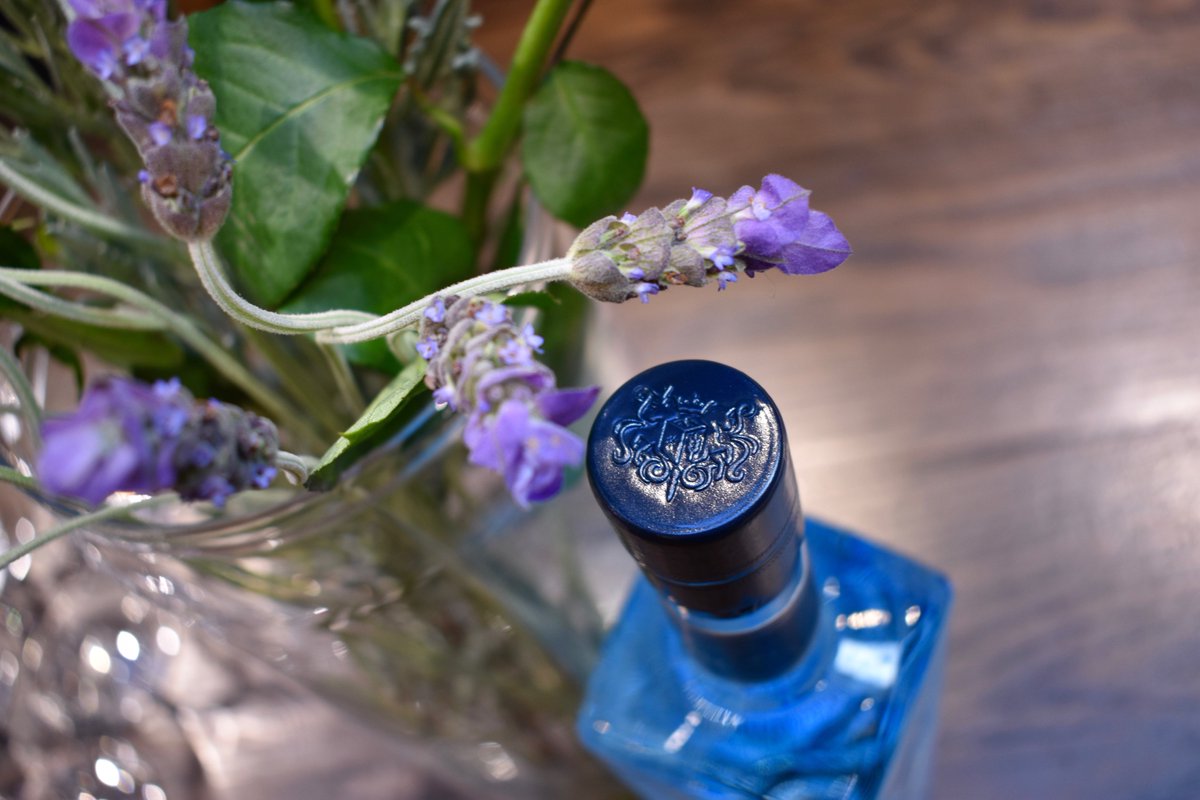 SNOW QUEEN ENIGMA EDITION - Simply stir with ice. Available in #Harrods goo.gl/1tDevL
 
#CreativeIndustries