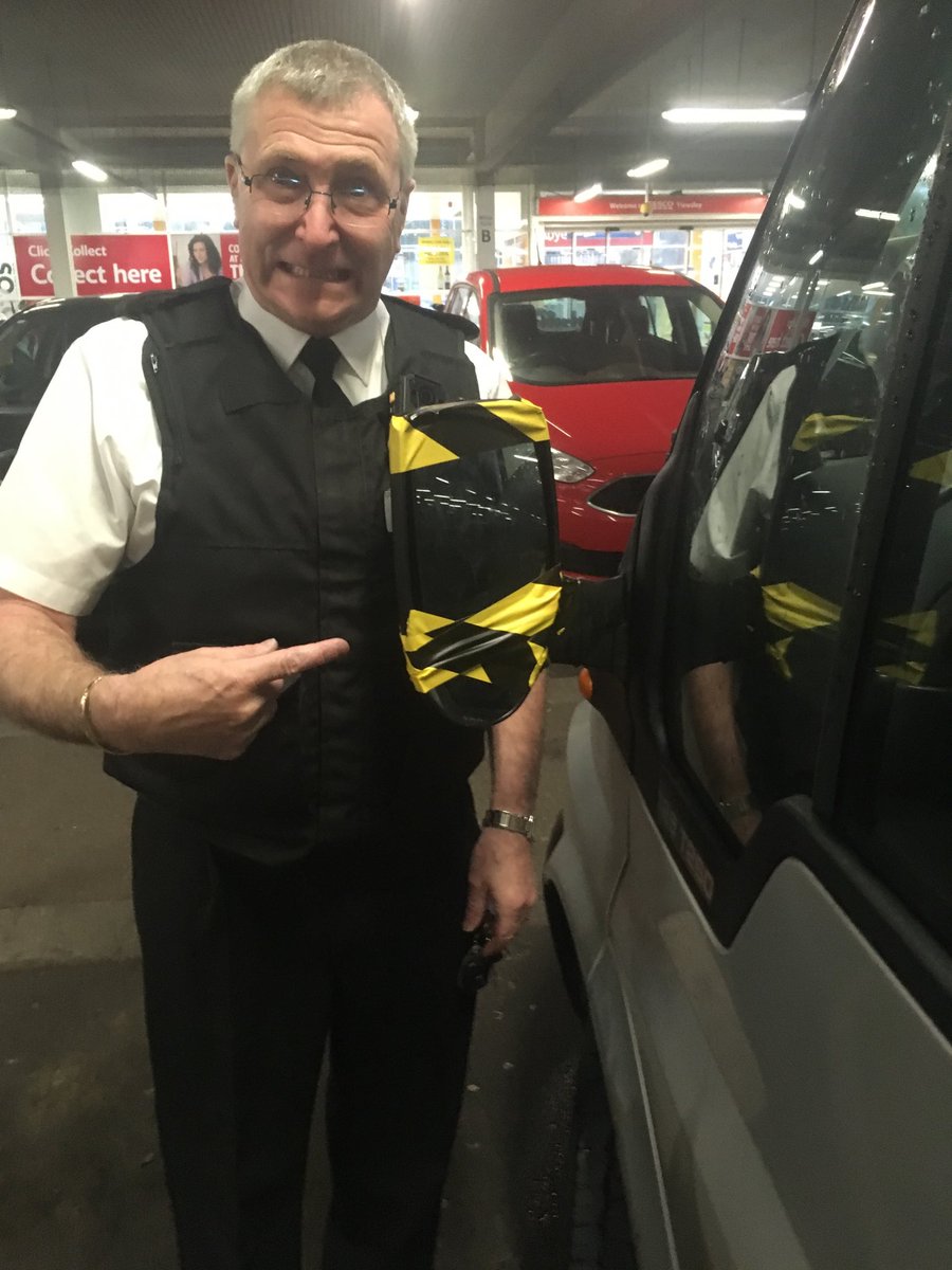 This mornings temporary vehicle repairs are proudly shown off by <a href="/stevepinner1/">Steve Pinner</a>. Our handy work is usually to a far higher standard! <a href="/DCBL_UK/">DCBL Bailiffs & HCE</a> <a href="/CantPayBF/">Can't Pay</a> <a href="/dcbl_agents/">Can't Pay? We'll Take It Away!- AGENTS</a>