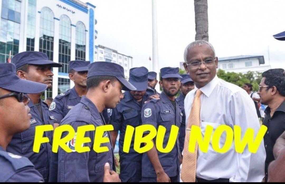 waddey_'s tweet photo. #FreeIbuSolih
#FreePresidentMaumoon
#FreeSheikhImran
#FreeMahloof
#FreeFaris
#FreeAliAzim
#FreeChiefJustice
#FreeLabaan
#FreeMayDayDetainees
#FreeAllPoliticalPrisoners https://t.co/CiIzqhMZpY