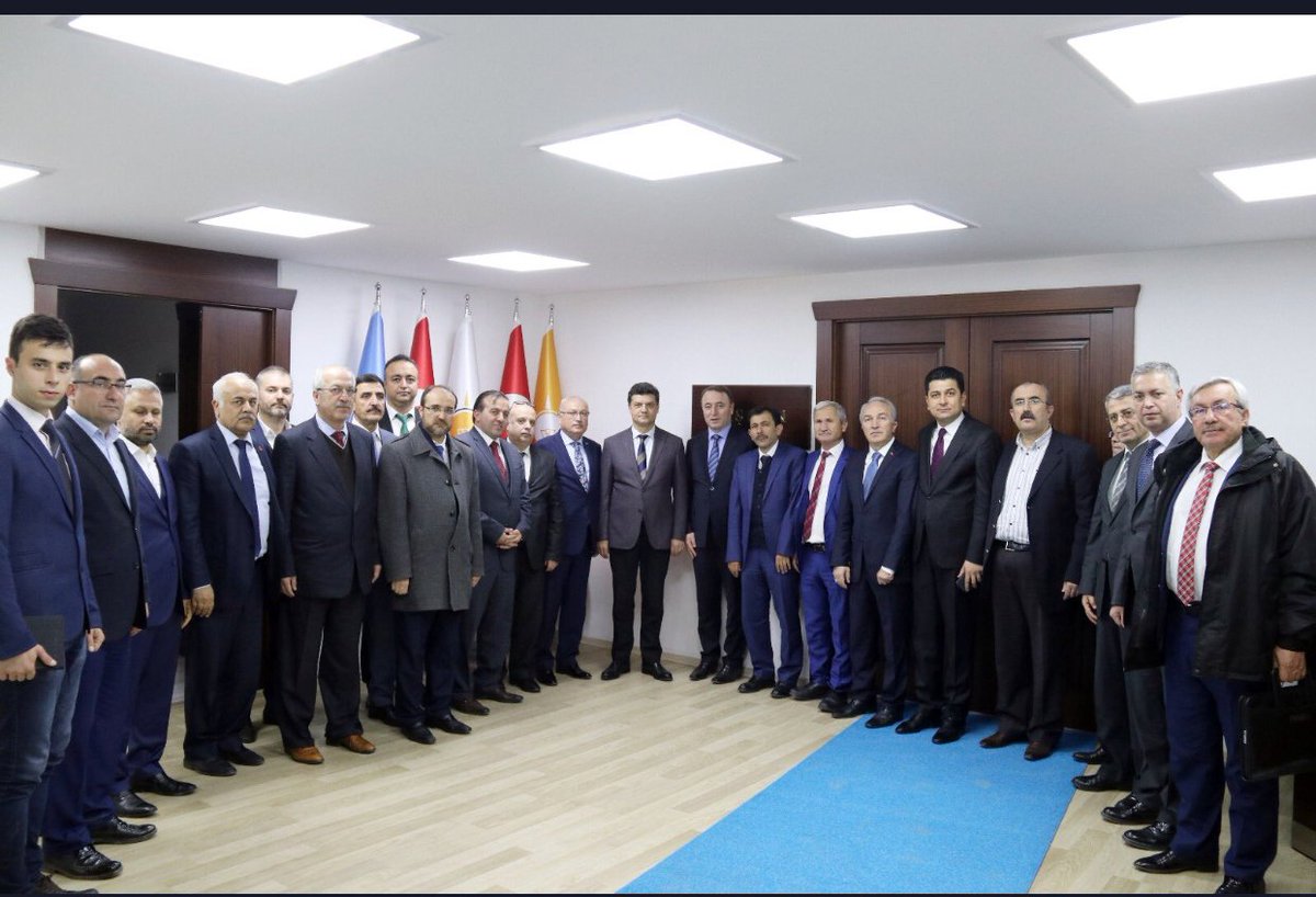 ankaraayder's tweet photo. AYDER-Ankara Yönetici ve Bürokratlar Derneği Yönetim Kurulu olarak Akparti Ankara İl Başkanı Sn Nedim YAMALI beyefendiye hayırlı olsun ziyaretinde bulunduk https://t.co/yztVTHRRwV