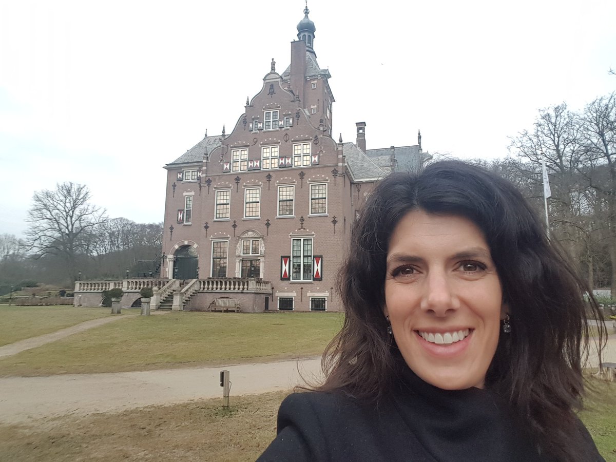 PassieIP's tweet photo. Vandaag mag ik op deze prachtige locatie trainen. Ik voel me een lucky lady! #tandartsen #samenwerken #communicatie https://t.co/xKN41EwXmc